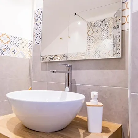 La Rua Appartamento *